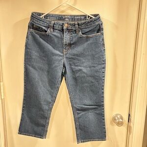 Lee Women's Cropped Blue Jeans Capri